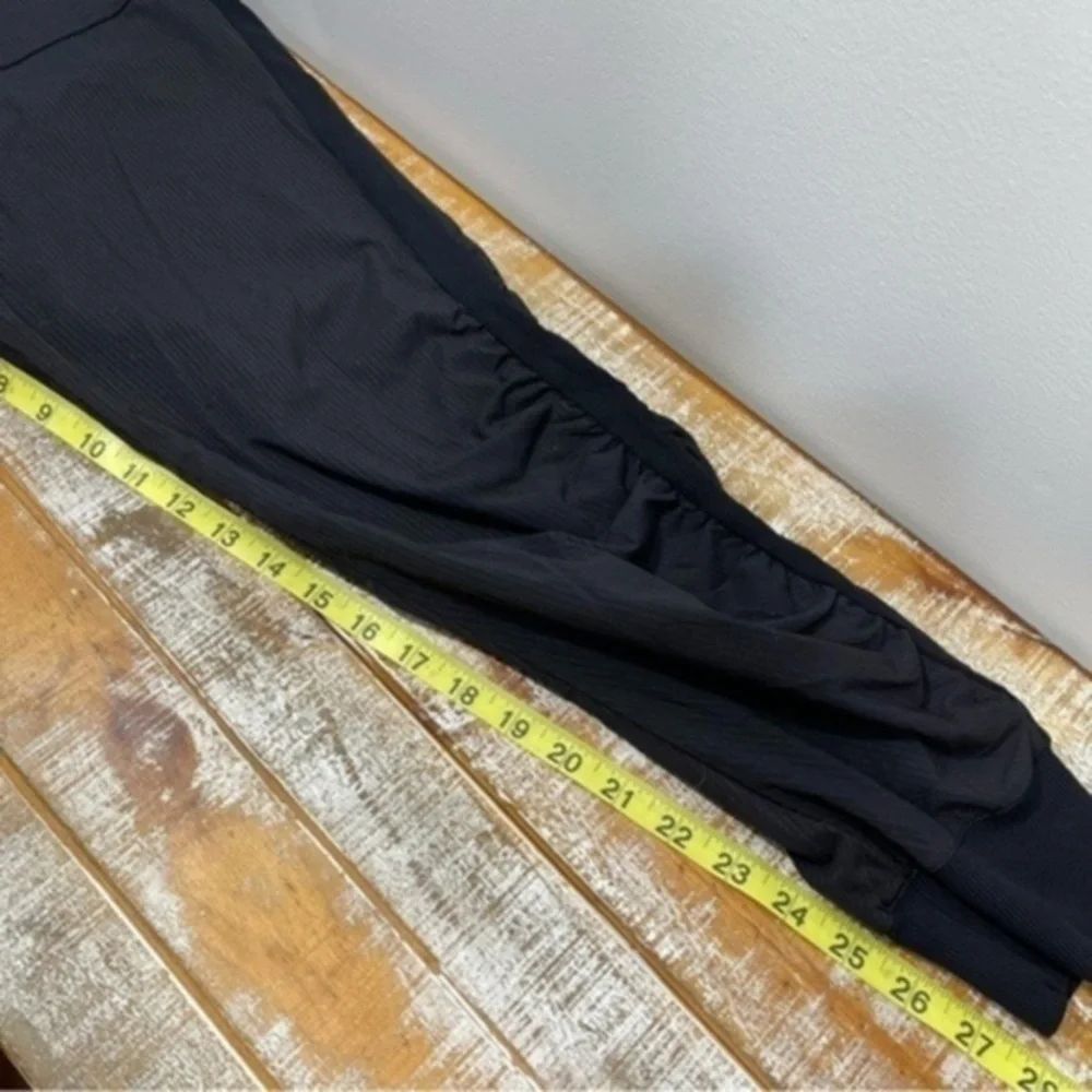 Lululemon Beyond the Studio Jogger Black Size 8